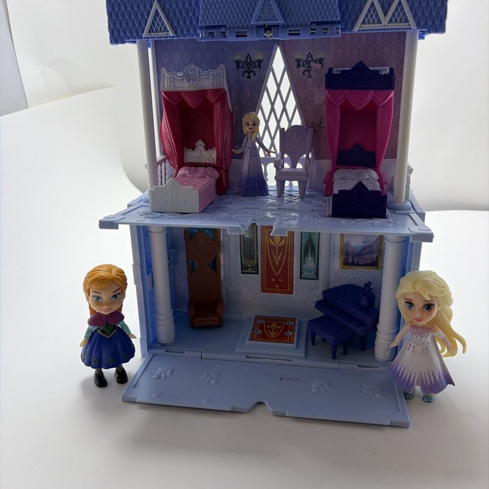 Disney FROZEN II 2 Pop Adventures ARENDELLE CASTLE Doll Playset Set 3 Dolls